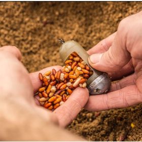   Guru Bait Up Window Oldalkosár 40+50gr - Alapozó kosár - Távdobó